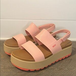 Reef - Water Vista Higher - English Rose - Size 10